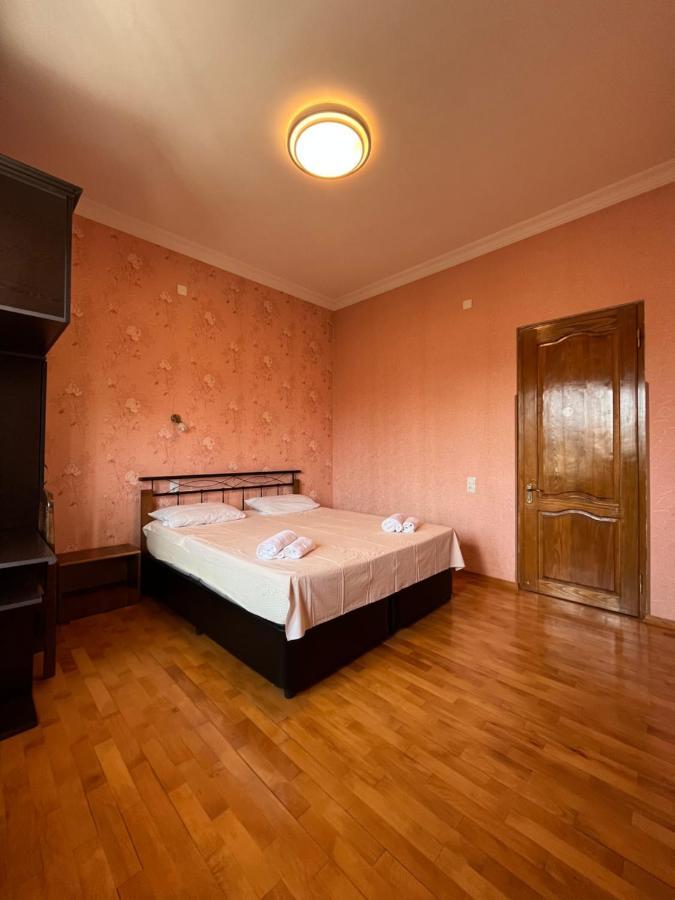 House On Ganja Street Otel Kutaisi Dış mekan fotoğraf