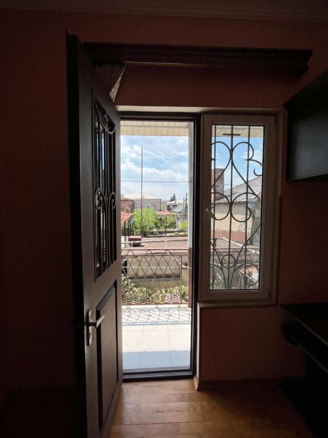House On Ganja Street Otel Kutaisi Dış mekan fotoğraf