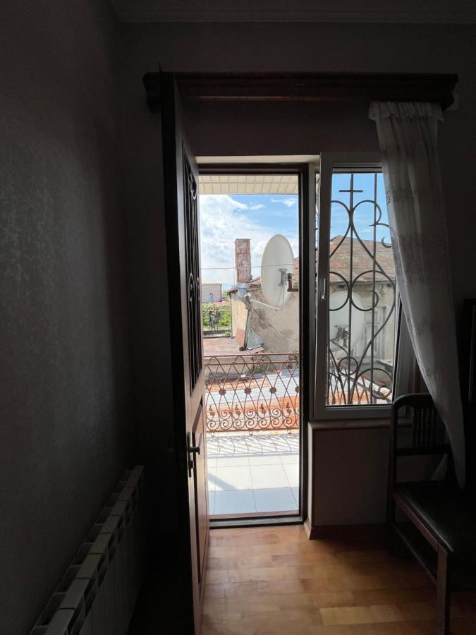 House On Ganja Street Otel Kutaisi Dış mekan fotoğraf